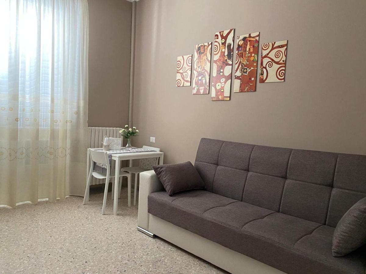 B&B Domus D'Italia Mirabella Eclano Exterior foto